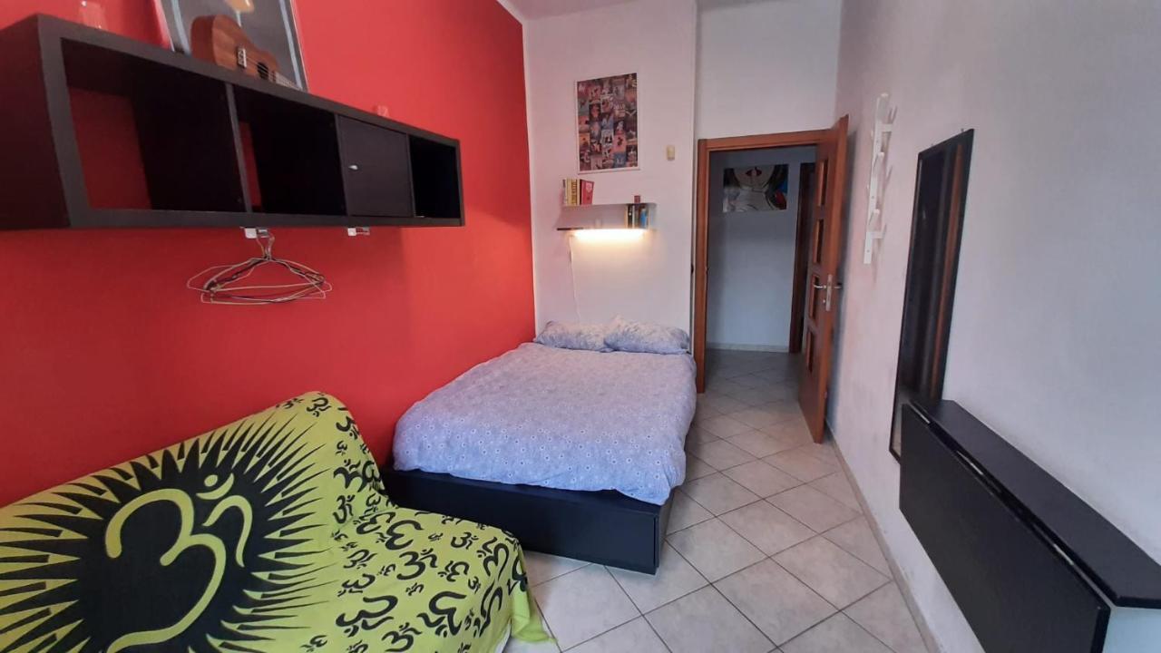 Cozy Room Stanza Close City Center In A Family House Stanza In Appartamento Condiviso Noi Viviamo In Casa Stanza In Affitto Turijn Buitenkant foto