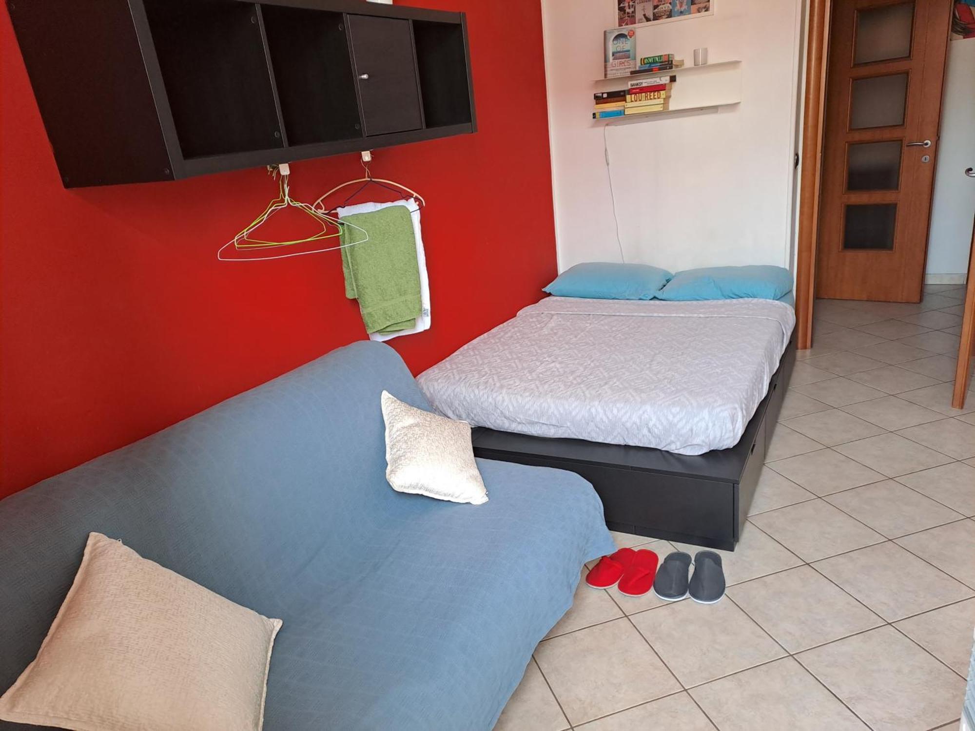 Cozy Room Stanza Close City Center In A Family House Stanza In Appartamento Condiviso Noi Viviamo In Casa Stanza In Affitto Turijn Kamer foto