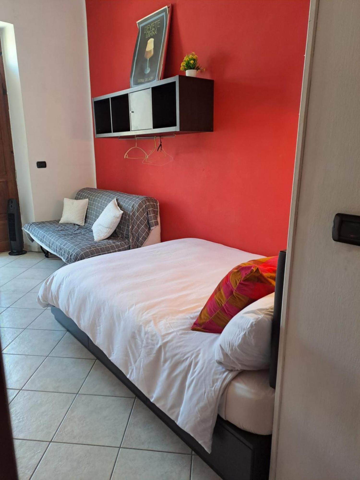 Cozy Room Stanza Close City Center In A Family House Stanza In Appartamento Condiviso Noi Viviamo In Casa Stanza In Affitto Turijn Buitenkant foto