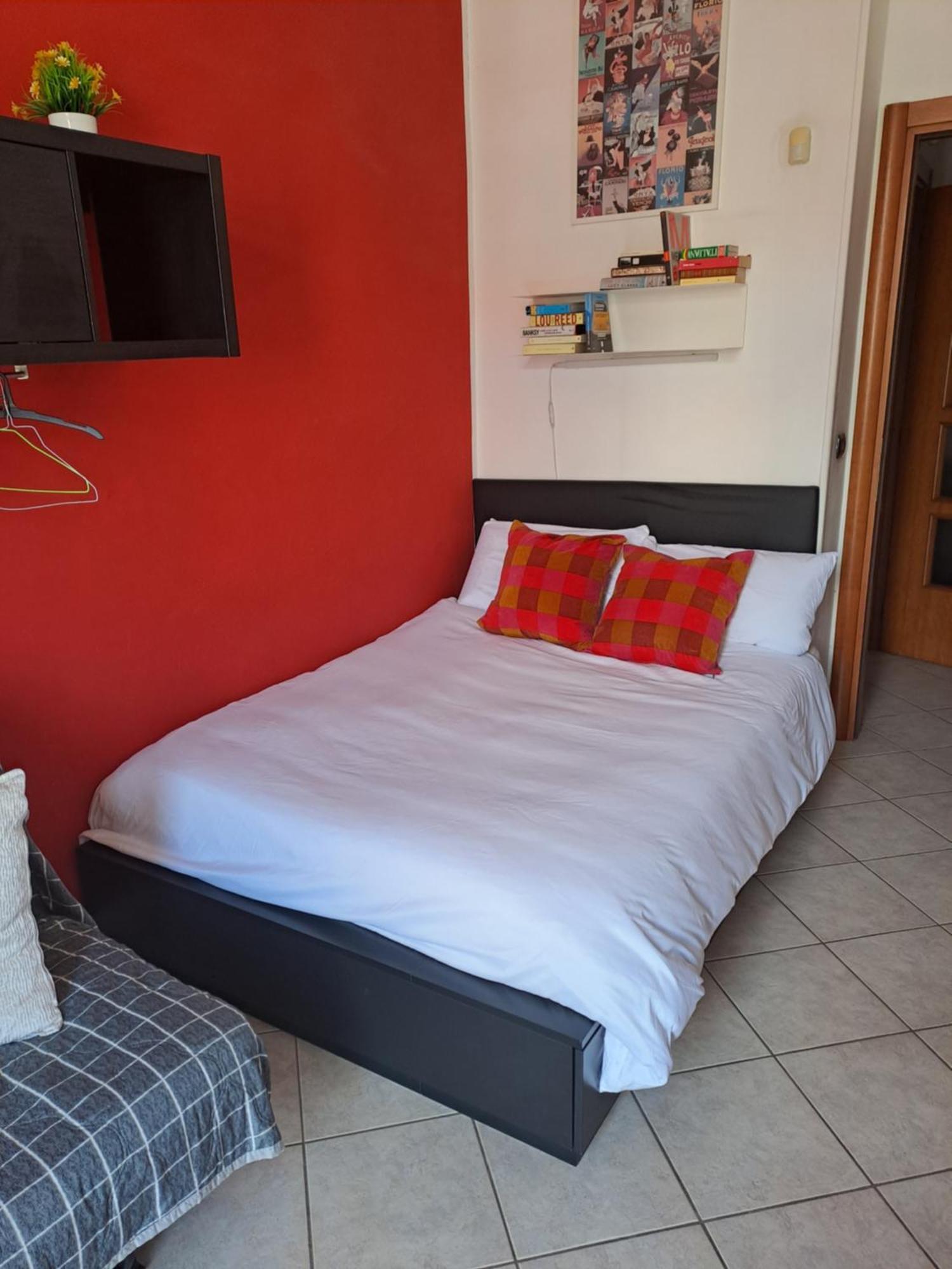 Cozy Room Stanza Close City Center In A Family House Stanza In Appartamento Condiviso Noi Viviamo In Casa Stanza In Affitto Turijn Buitenkant foto