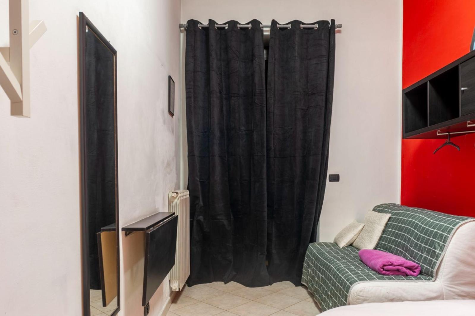 Cozy Room Stanza Close City Center In A Family House Stanza In Appartamento Condiviso Noi Viviamo In Casa Stanza In Affitto Turijn Buitenkant foto